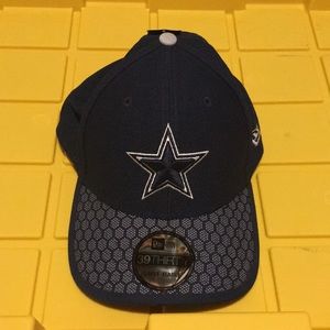 Dallas Cowboys 39Thirty L/XL Fitted Hat